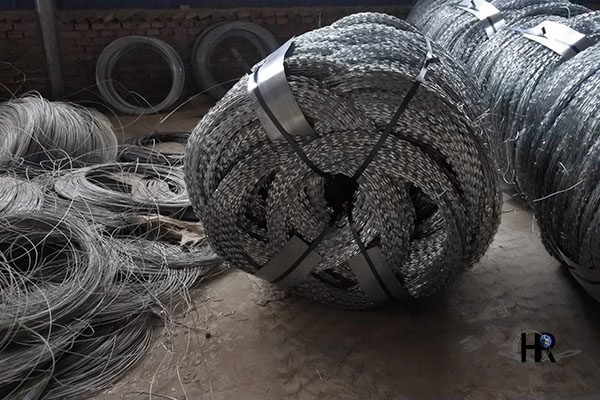 常見的三種不銹鋼刺繩型號